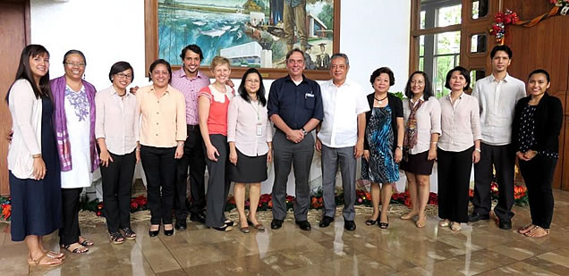 SEARCA Officials and ANU representatives together with CHE-UPLB.