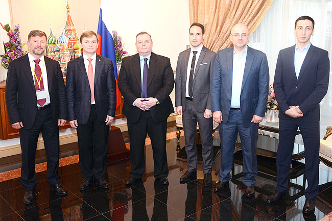 Group photo of the Russian Business delegation led by Viktor Tarusin, President of Odintsovo Chamber of Commerce and Industry of Russia, with Russian Ambassador to Brunei Darussalam Vladlen Semivolos. – JAMES KON