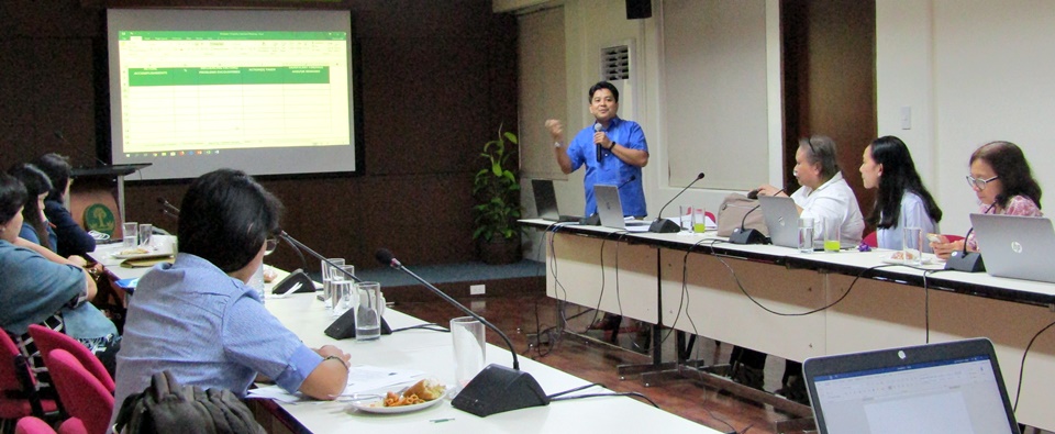 Dr. Pedcris M. Orencio, Program Head for Research and Development, discussing the reporting and monitoring tool for the Calamansi project