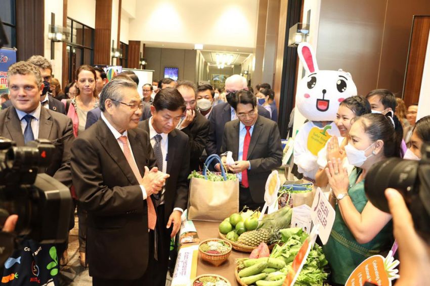 Deputy Prime Minister Yim Chhay Ly attends the 9th National Nutrition Day Forum held with the theme “safer food, better health” on November 4. YIM CHHAY LY VIA FACEBOOK